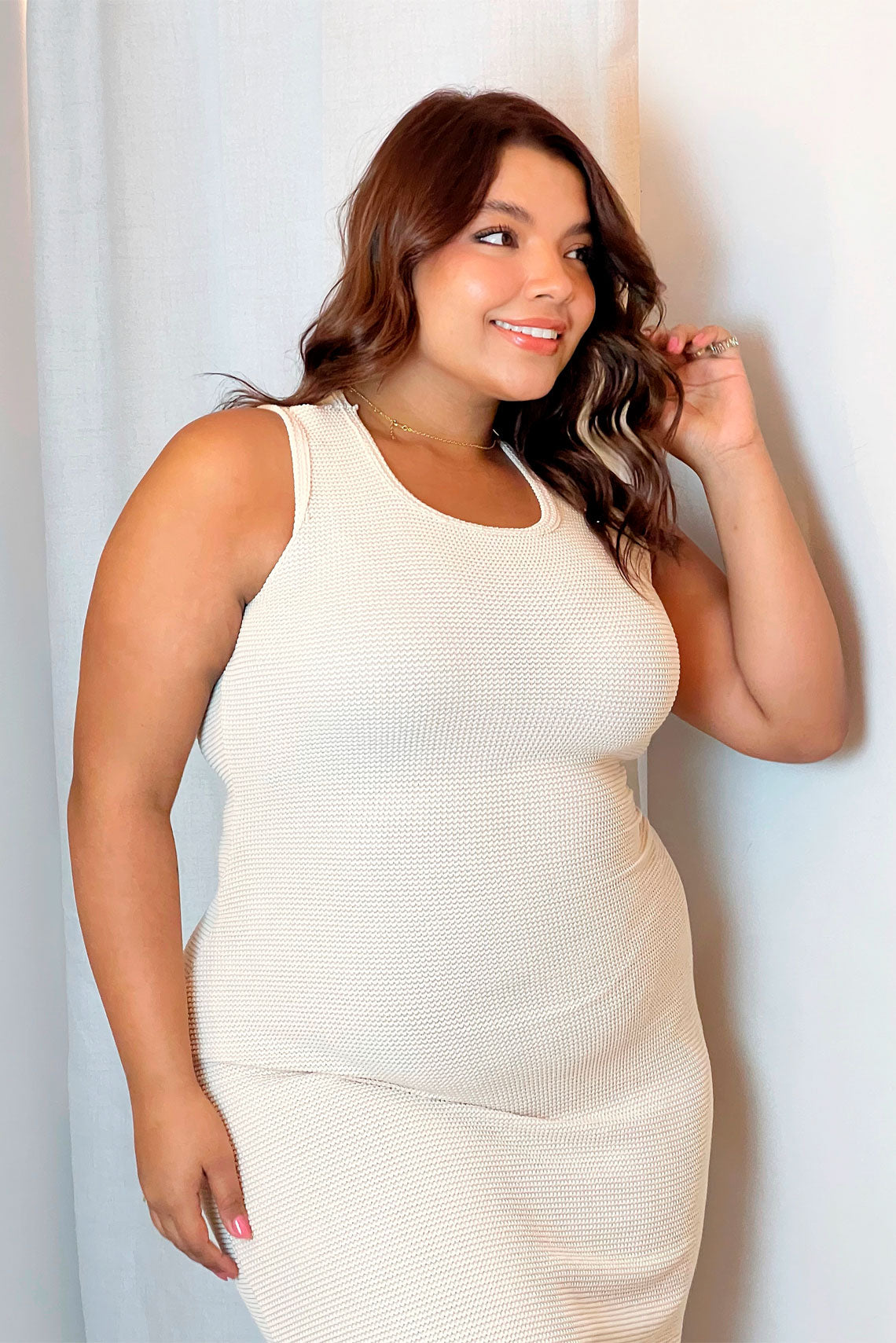 Vestido de punto tejido largo beige