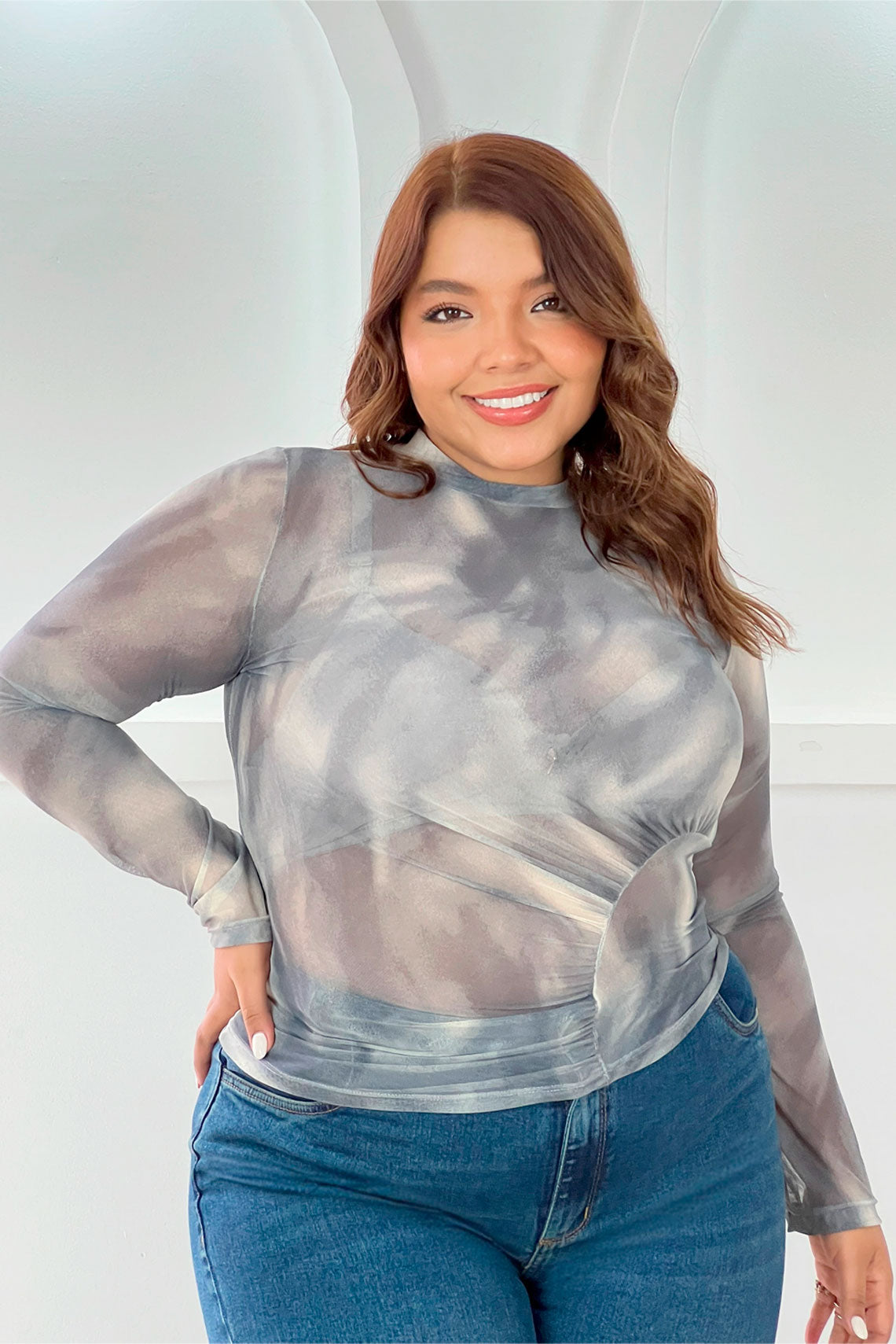 Buso mallatex con recogido lateral gris