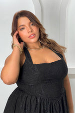 Vestido corte princesa negro