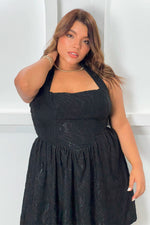 Vestido corte princesa negro