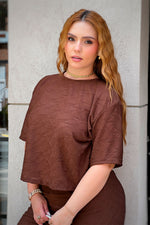 Set de Blusa y Pantalón silueta amplia con textura Café