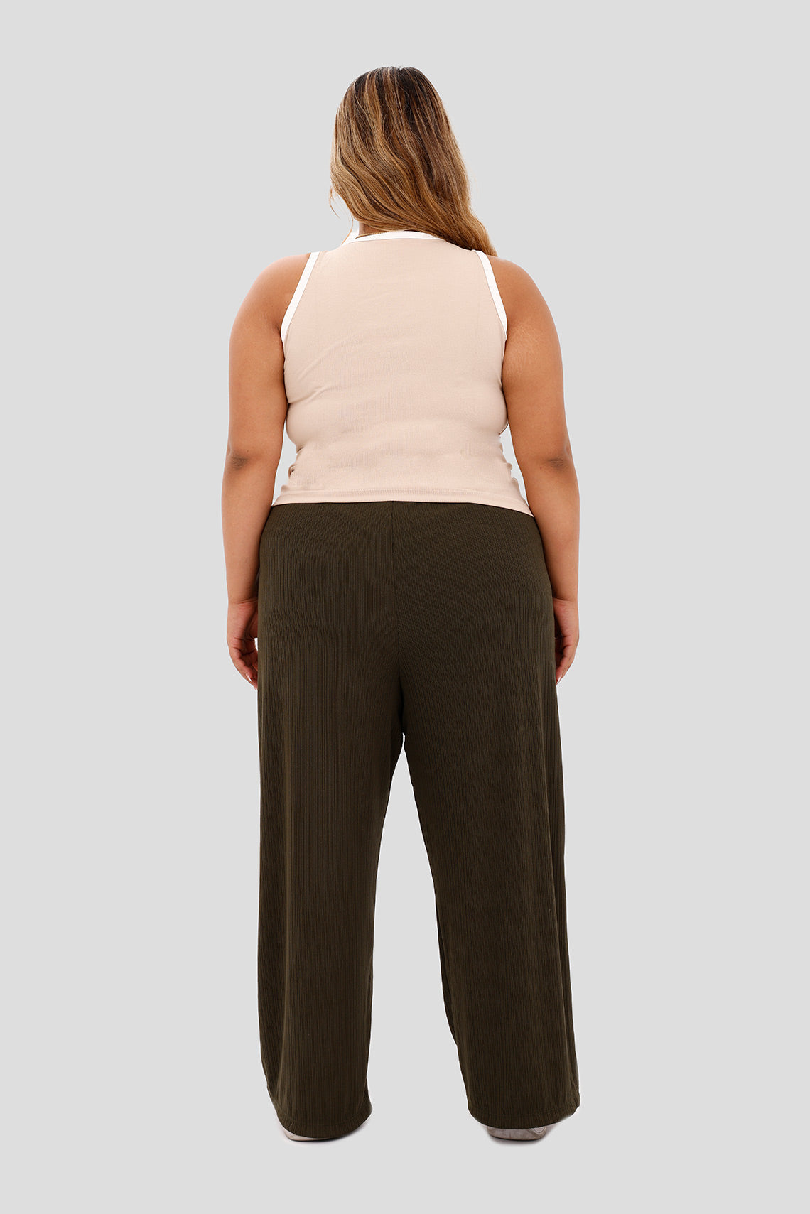 Blusa sin mangas plus camel