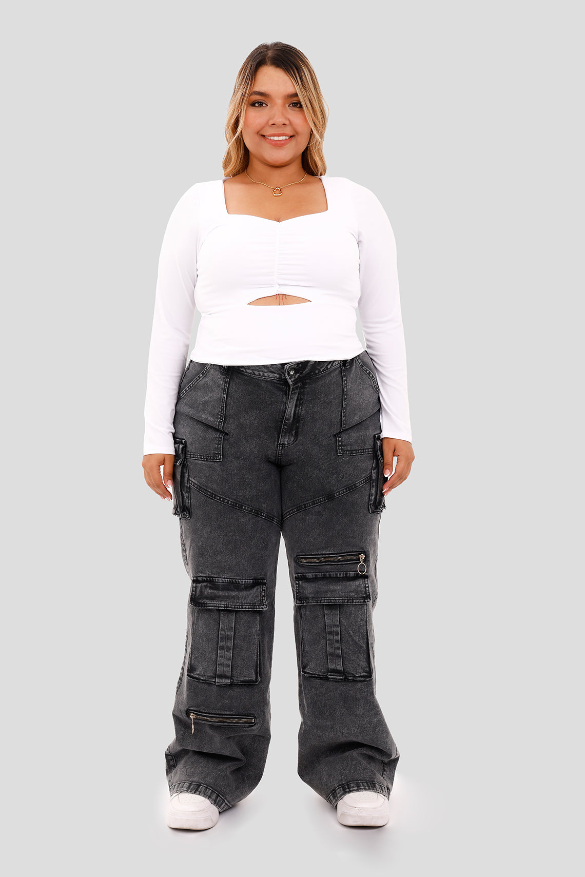 Blusa crop top , fruncido central blanco