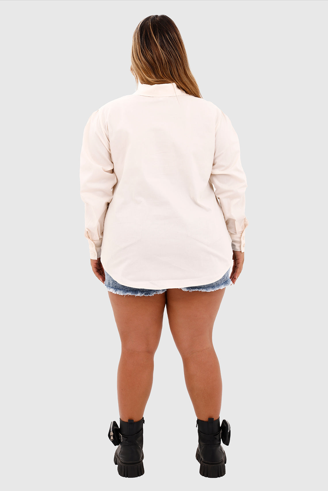 Blusa cola de pato plus beige