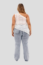 Blusa plus de un solo hombro beige