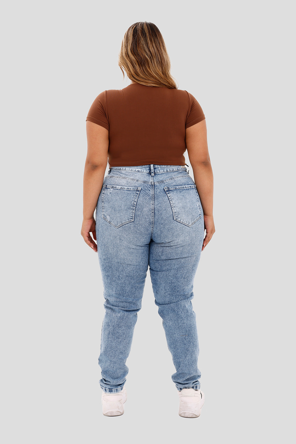 Crop top manga corta Café