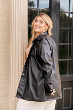 Chaqueta Efecto Cuero Negra Oversize