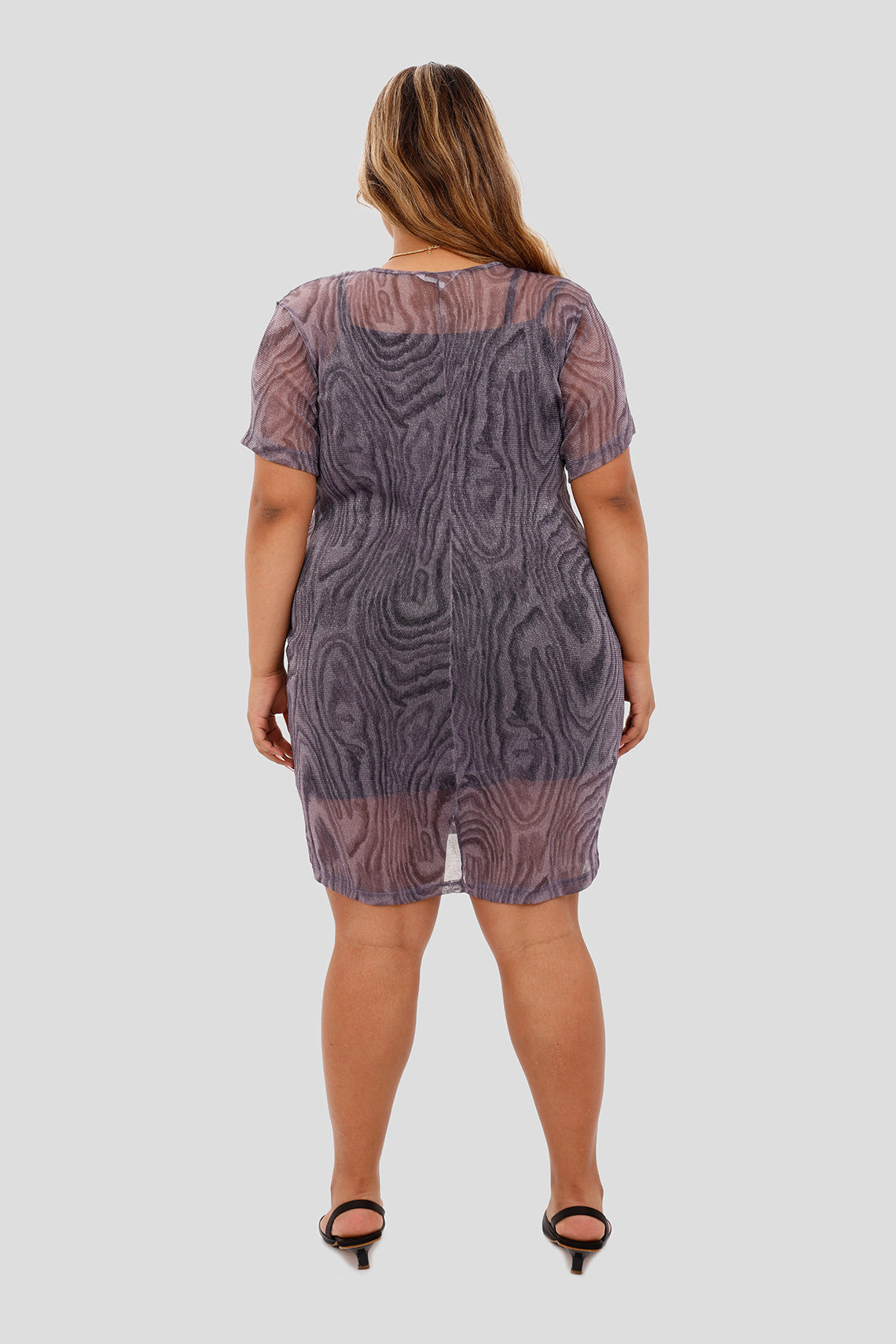 Vestido corto semitransparente negro