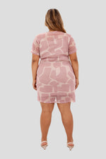 Vestido corto semitransparente rosa