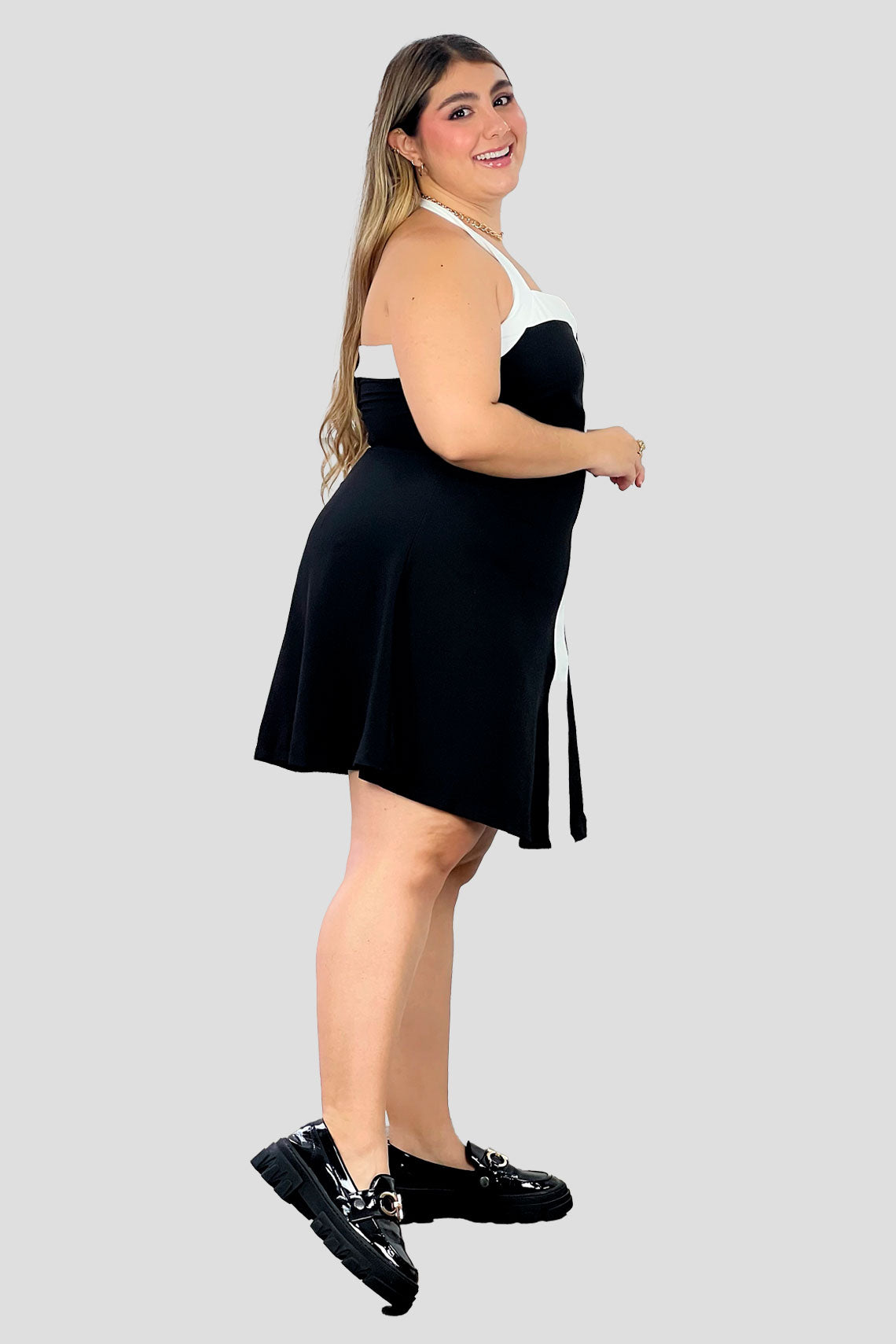 Vestido corto bicolor Negro