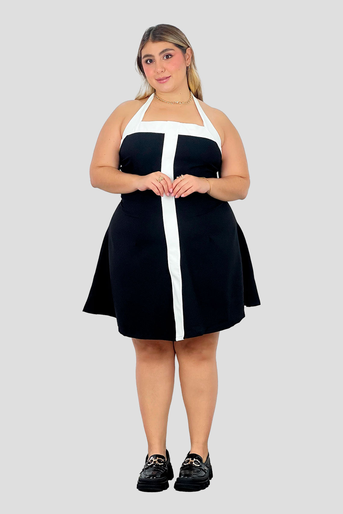 Vestido corto bicolor Negro