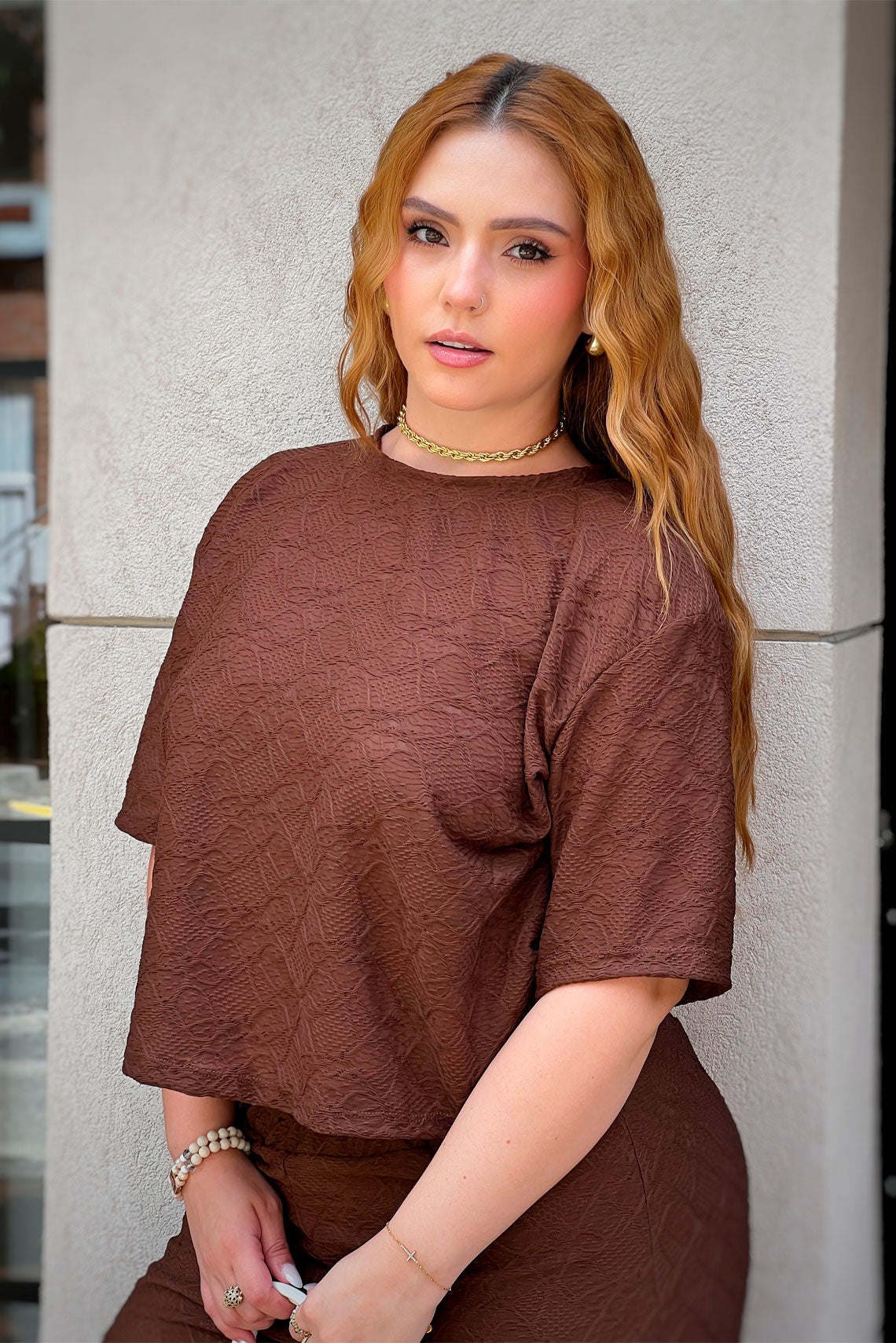 Set de Blusa y Pantalón silueta amplia con textura Café