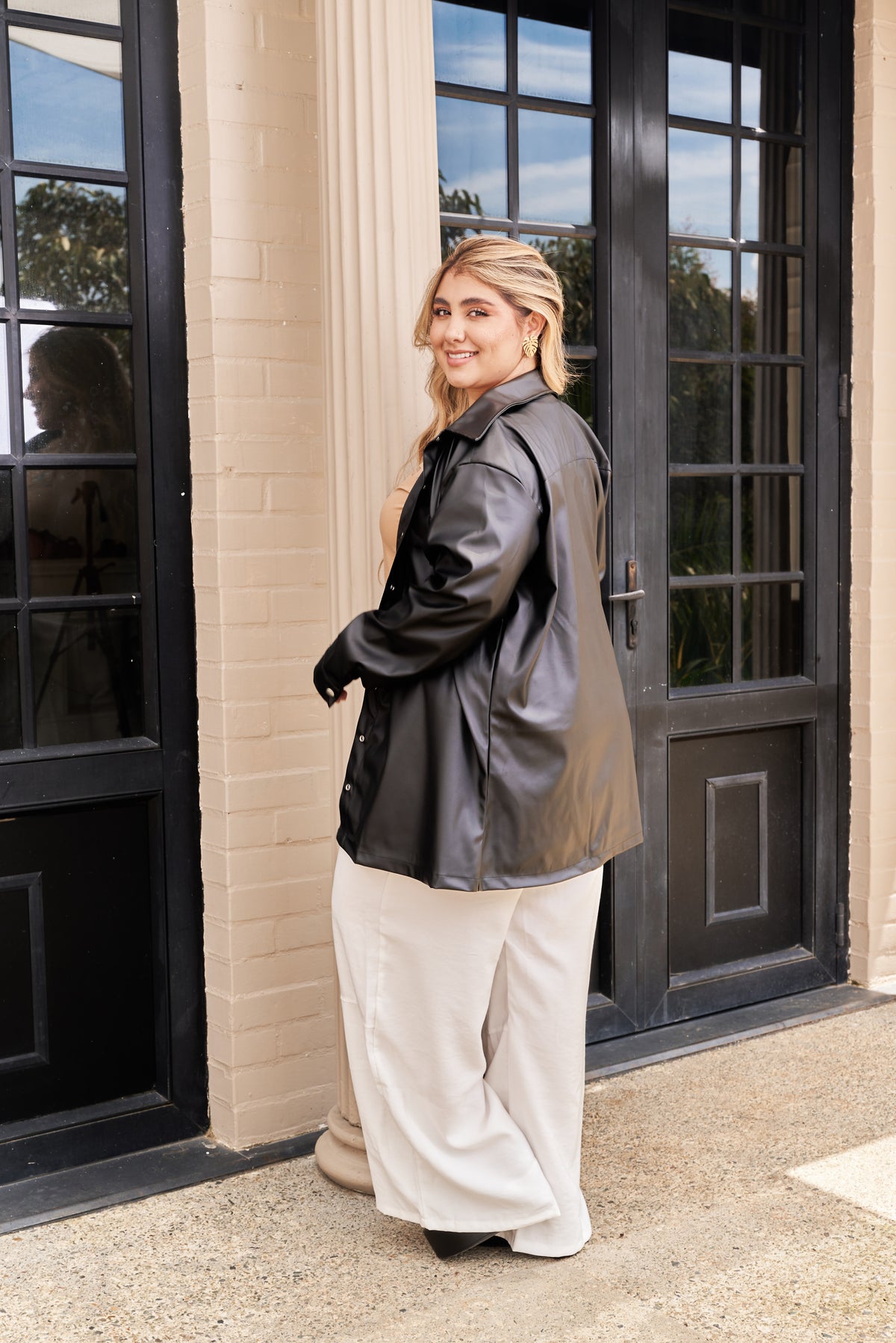 Chaqueta Efecto Cuero Negra Oversize