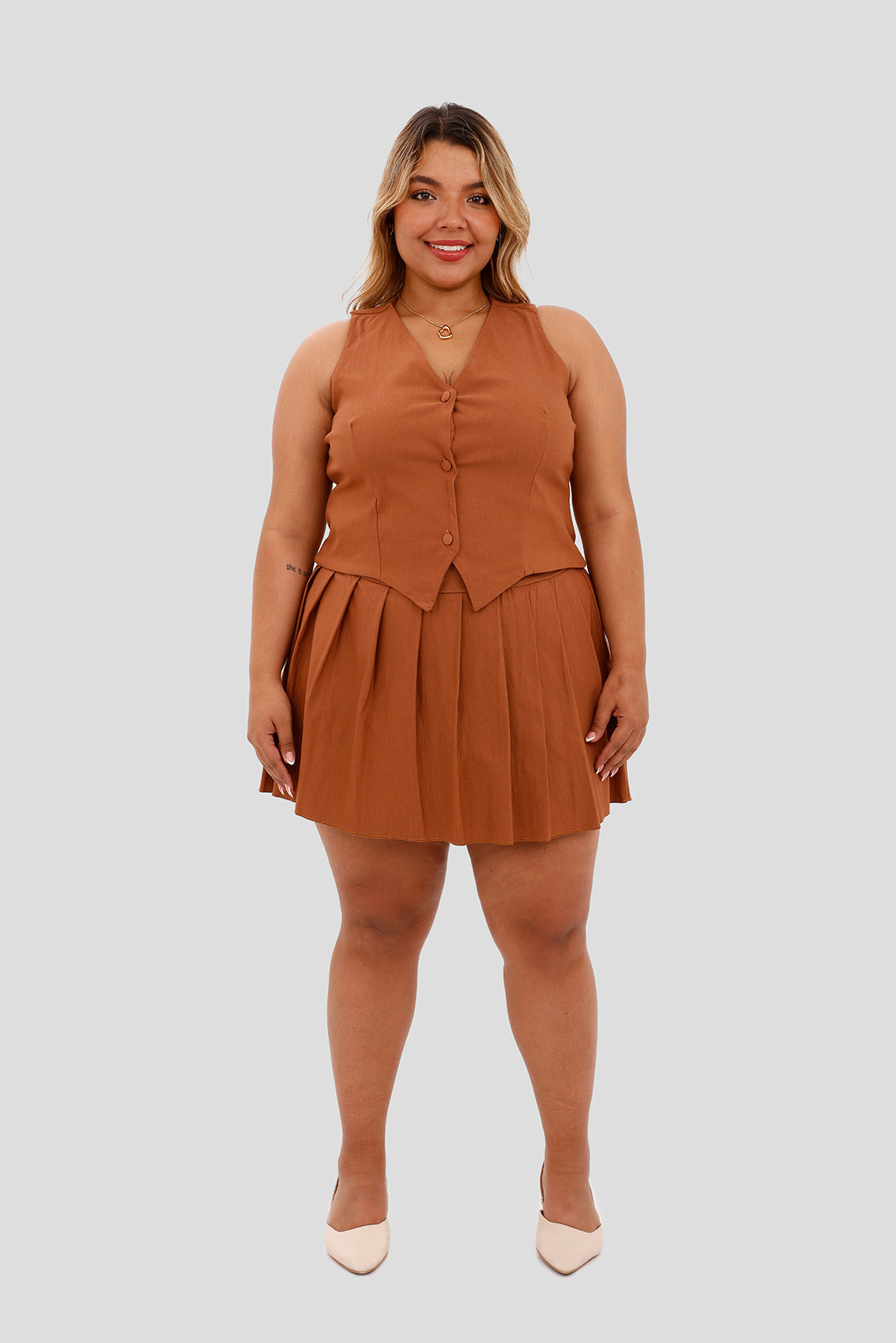 Set chaleco y falda de prences plus