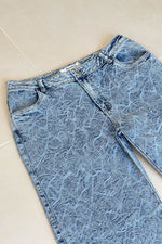 Jean Wide Leg con Textura Abstracta Azul