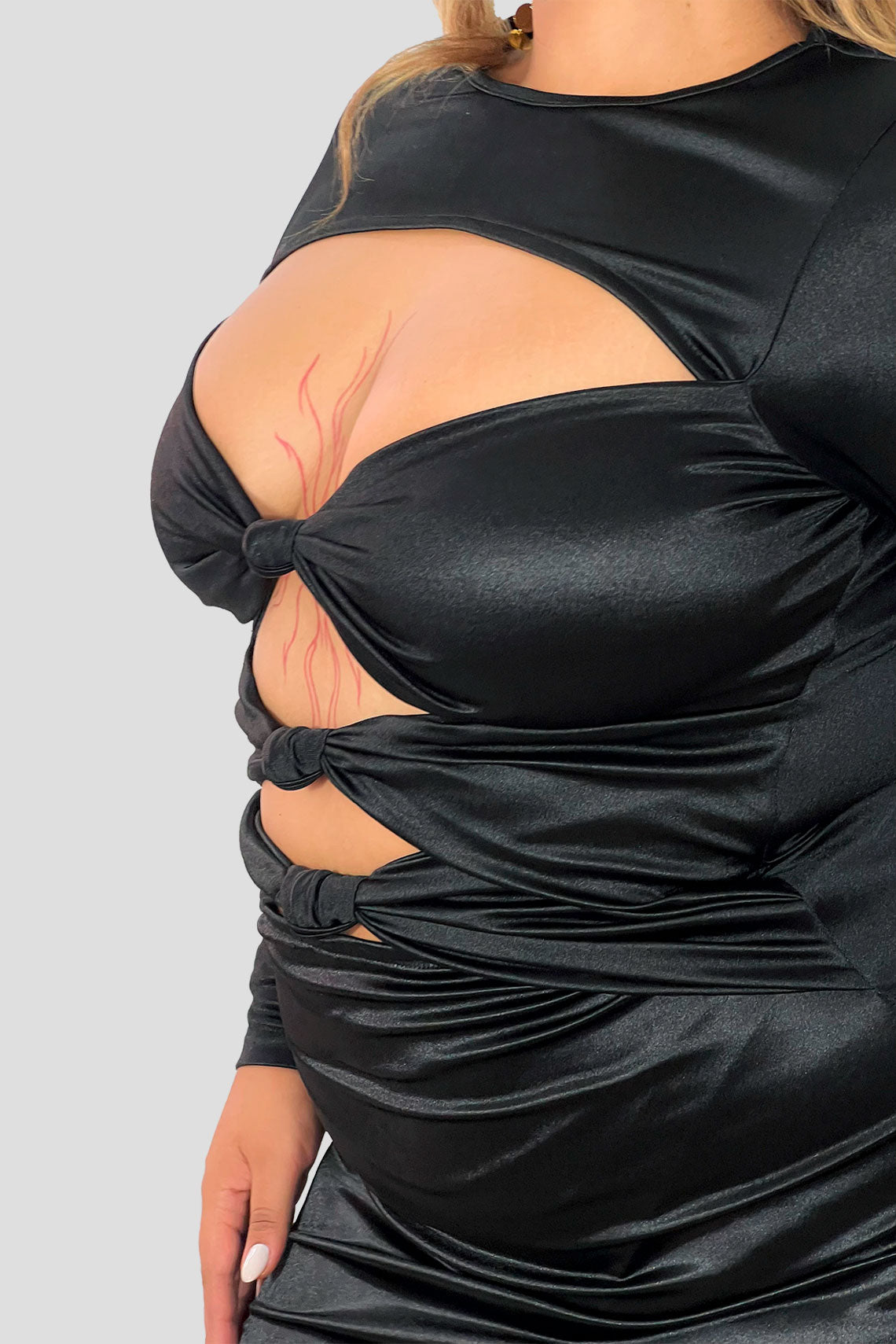 Vestido satinado con nudo frontal Negro