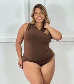 body con escote diagonal Cafe